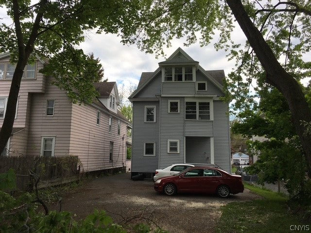 104 Peck Avenue