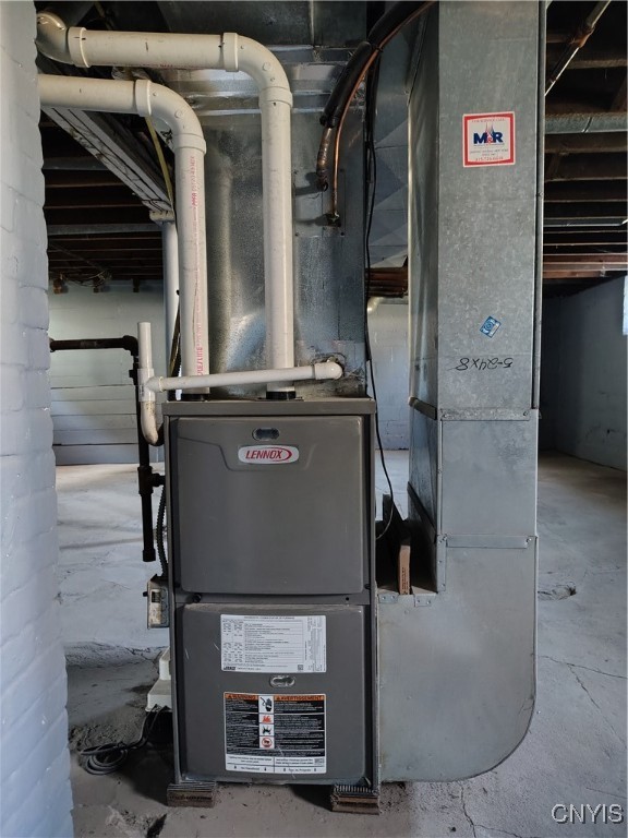 920 Arnold Avenue, Utica, New York image 30