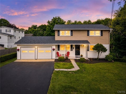 Homes For Sale - 508 Glenview Parkway<br/> Onondaga County, Camillus, NY 13219