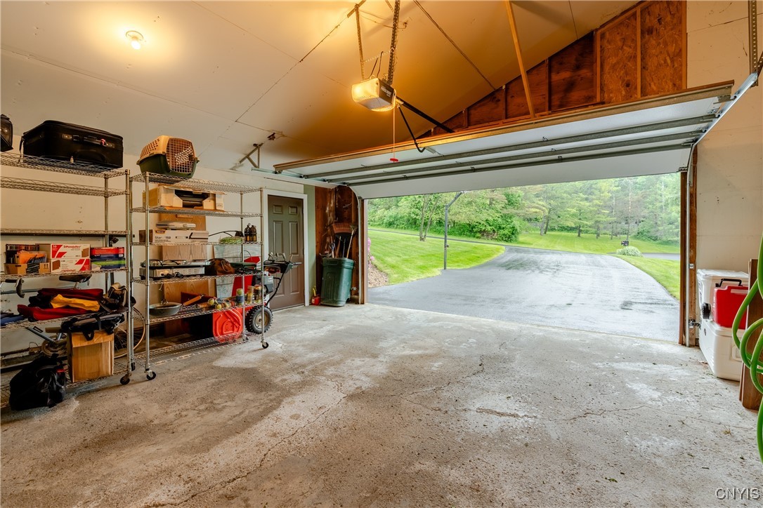 7672 Pinebluff Circle, Manlius, New York image 36