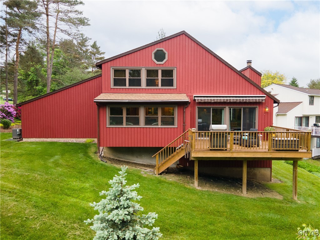 7672 Pinebluff Circle, Manlius, New York image 3
