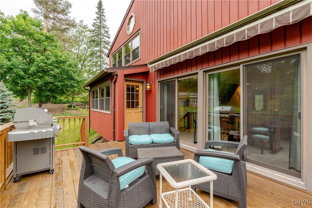 7672 Pinebluff Circle, Manlius, New York image 5