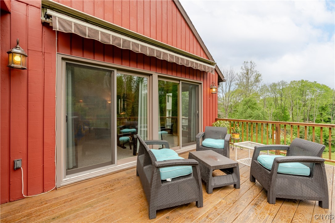 7672 Pinebluff Circle, Manlius, New York image 4