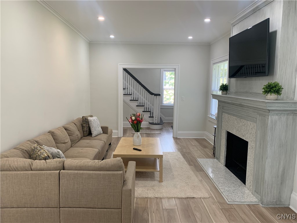301 West Locust