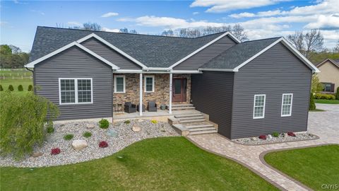 Homes For Sale - 1410 Allen Road<br/> Clay, NY 13212