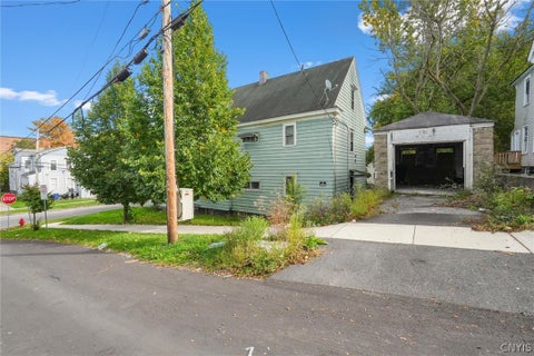 Tiny photo for 643 Catherine Street N #2, Syracuse, NY 13203 (MLS # S1720379)