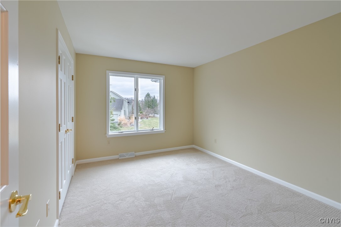 8405 Turnberry Drive, Manlius, New York image 34