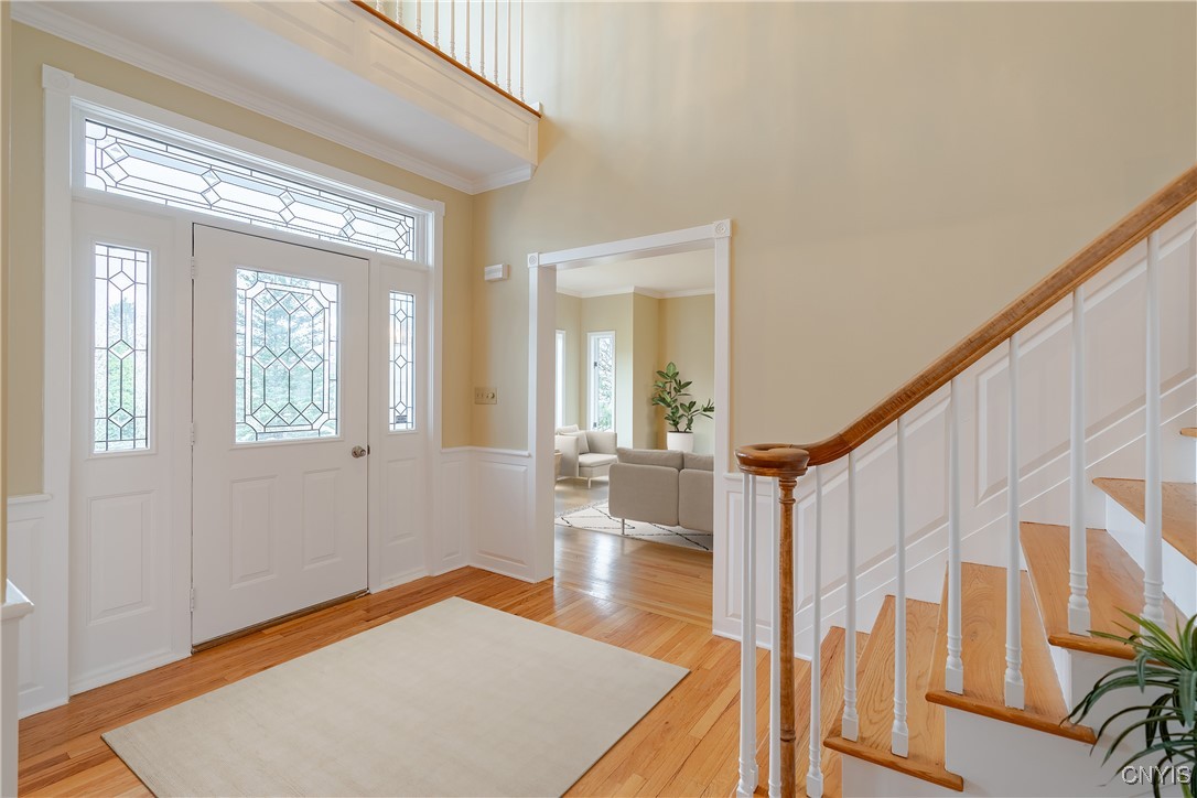 8405 Turnberry Drive, Manlius, New York image 3