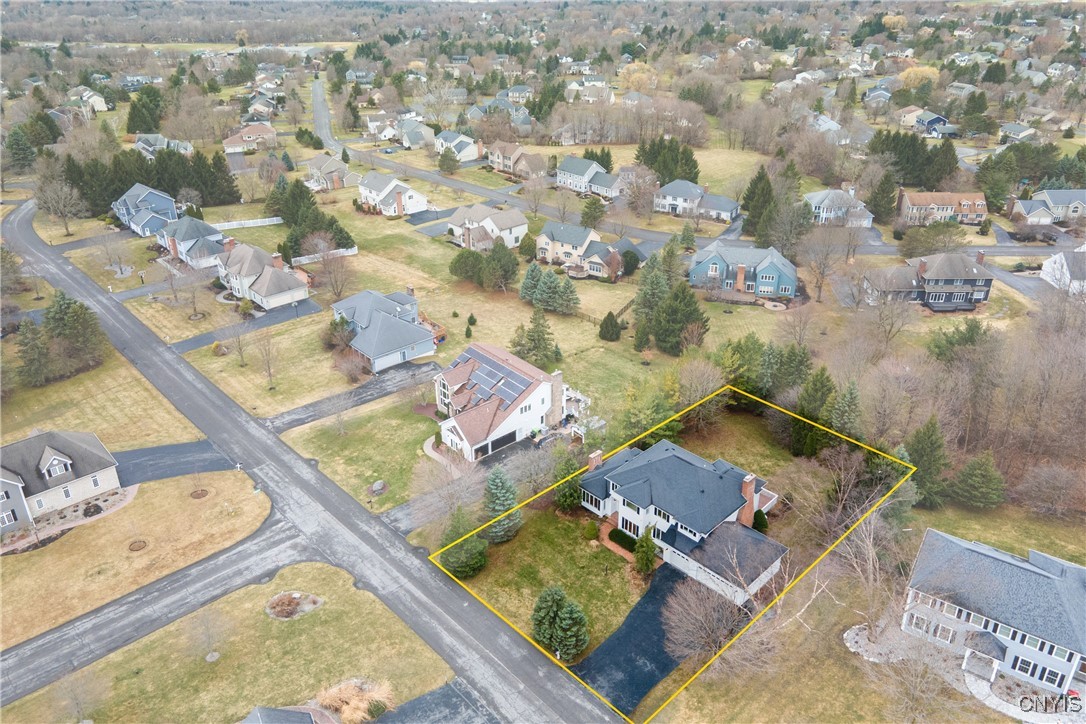 8405 Turnberry Drive, Manlius, New York image 43
