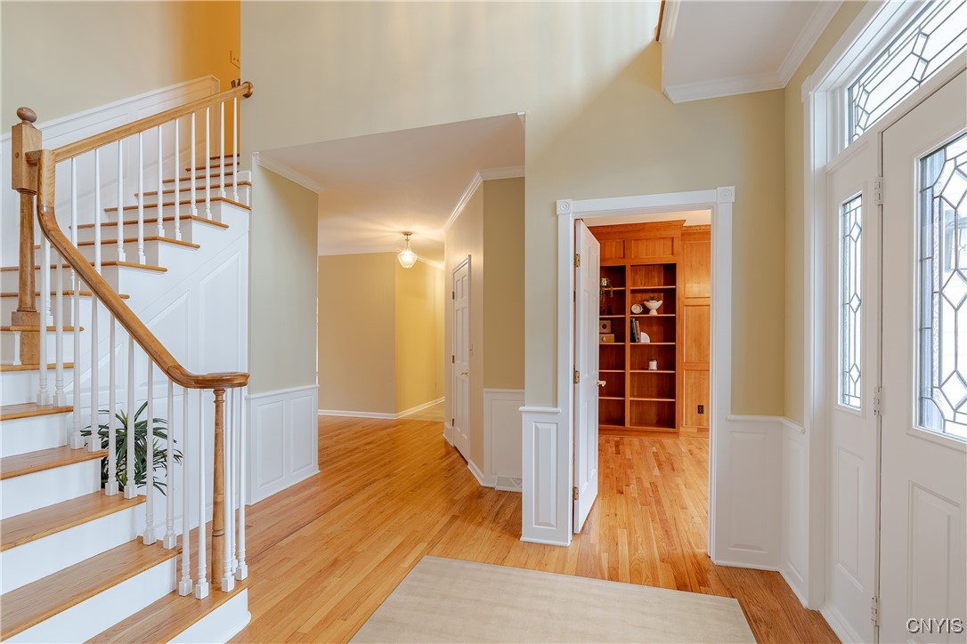 8405 Turnberry Drive, Manlius, New York image 5