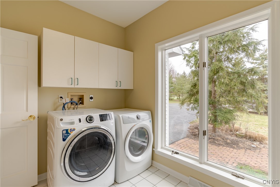 8405 Turnberry Drive, Manlius, New York image 22