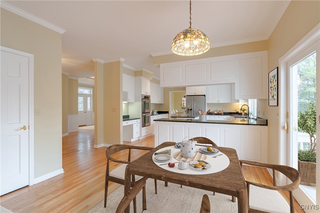 8405 Turnberry Drive, Manlius, New York image 21