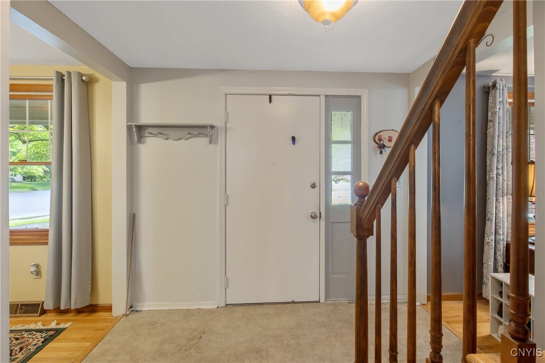 8013 Plinius Way, Clay, New York image 4
