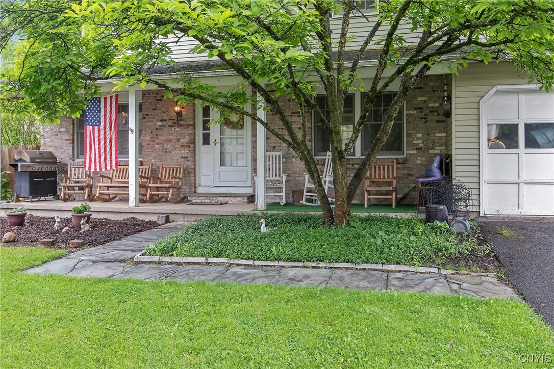 8013 Plinius Way, Clay, New York image 2