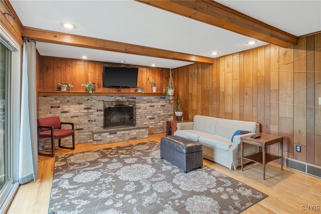 8013 Plinius Way, Clay, New York image 20
