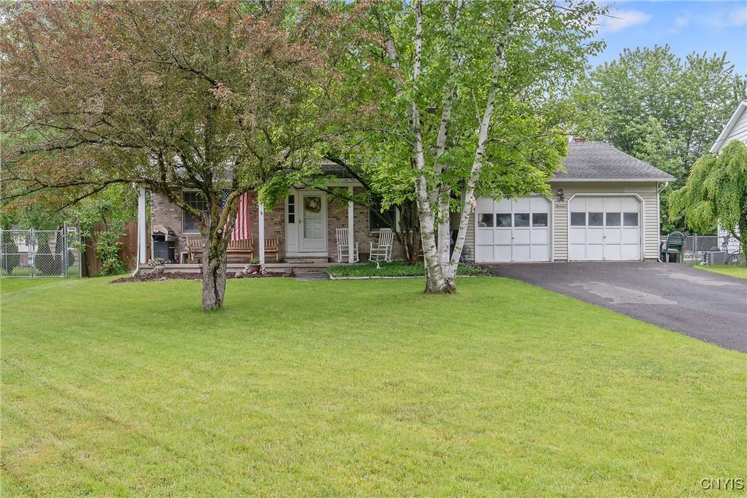 8013 Plinius Way, Clay, New York image 35