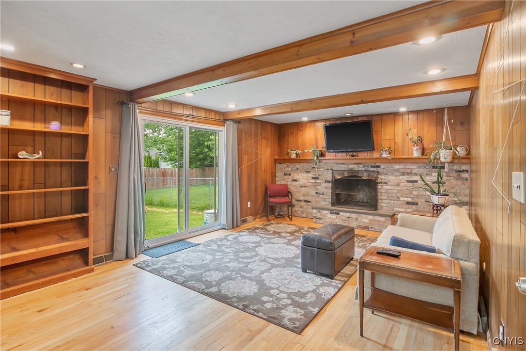 8013 Plinius Way, Clay, New York image 19