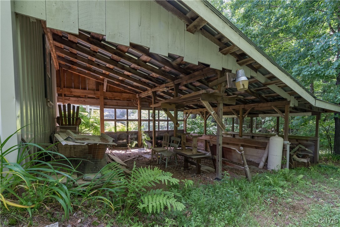 7259 Number Four Road