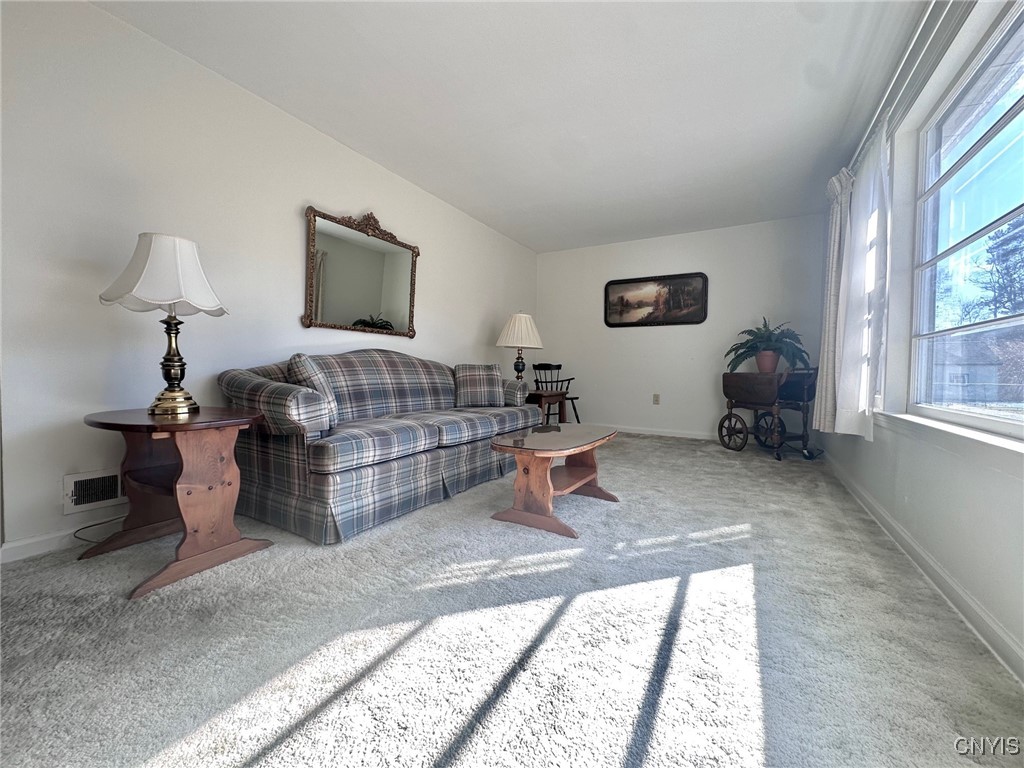 17 Lansing Avenue, Cortland, New York image 9