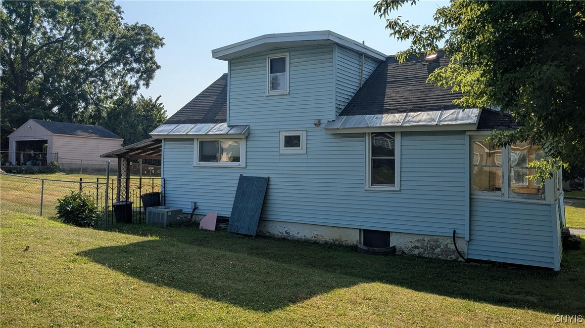 305 Calder Avenue