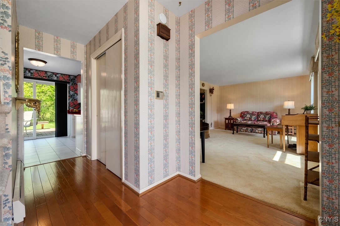 11 Harrogate Road, New Hartford, New York image 7