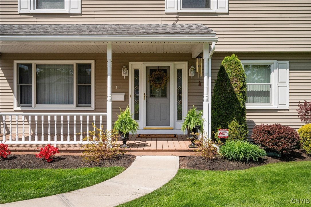 11 Harrogate Road, New Hartford, New York image 4