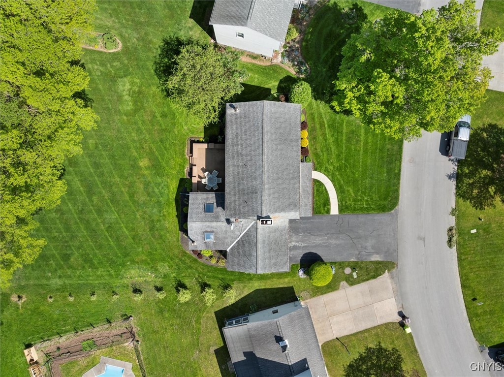 11 Harrogate Road, New Hartford, New York image 47