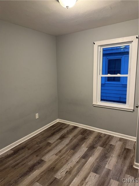 Tiny photo for 503 Boston Road, Salina, NY 13211 (MLS # S1654105)