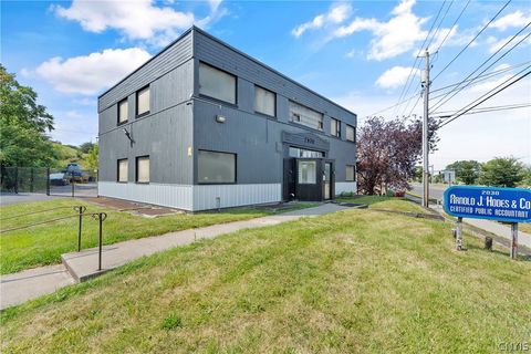 Photo of 2030 Erie Boulevard E, Syracuse, NY 13224 (MLS # S1670365)