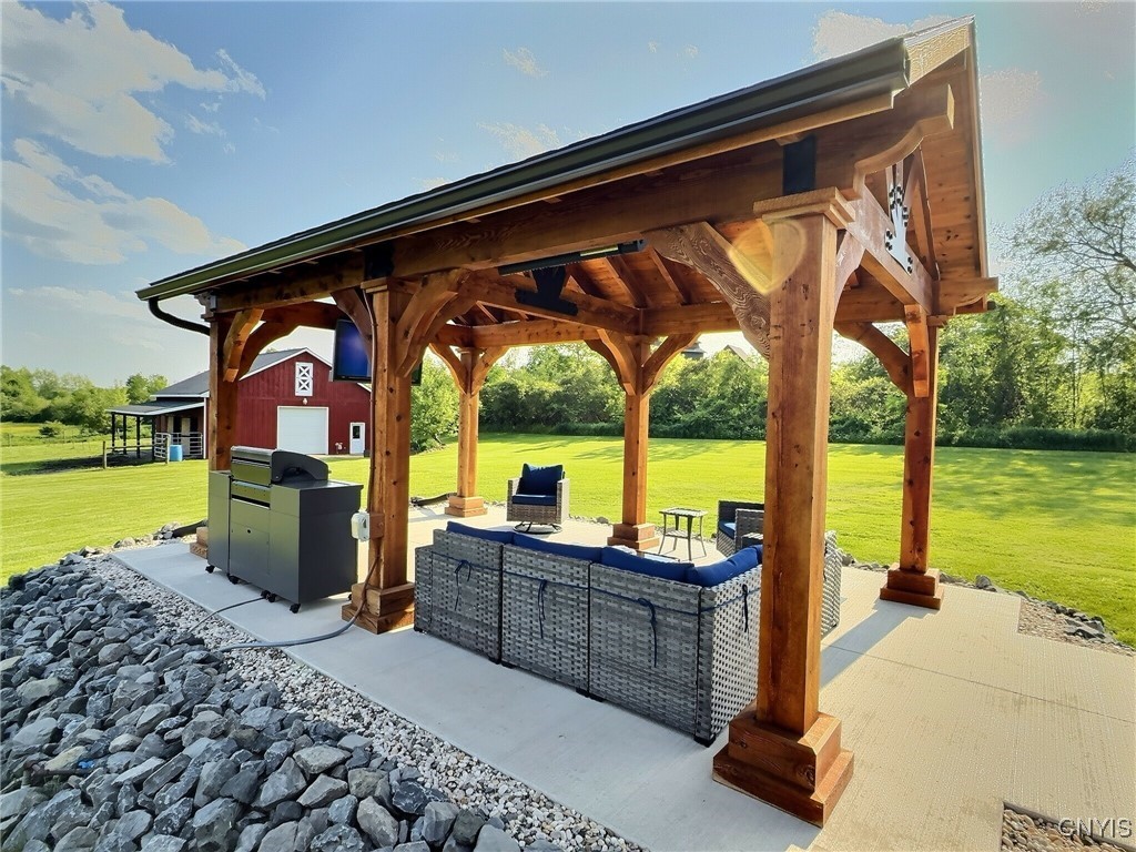 7294 Chase Road, Pompey, New York image 37