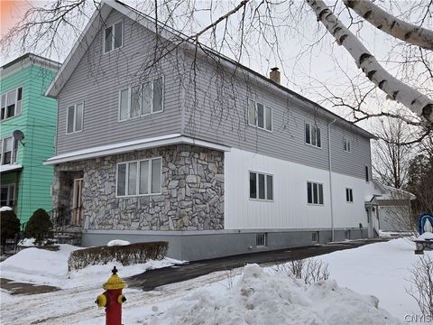 909 Bacon Street Utica NY 13501