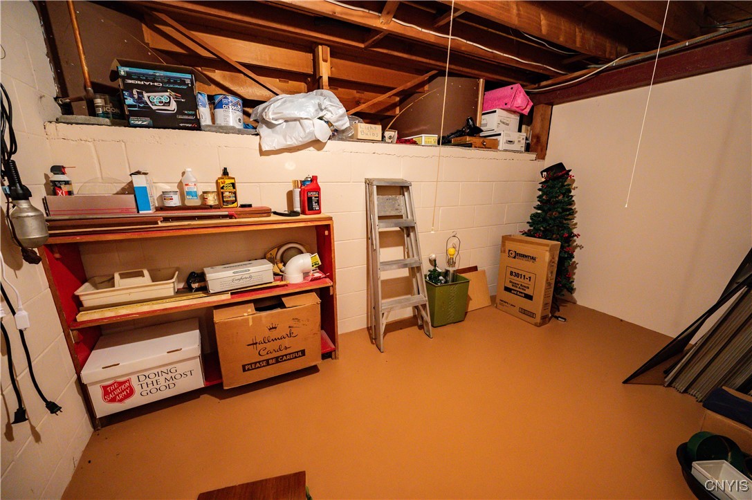 704 Park Lane Drive, Herkimer, New York image 33