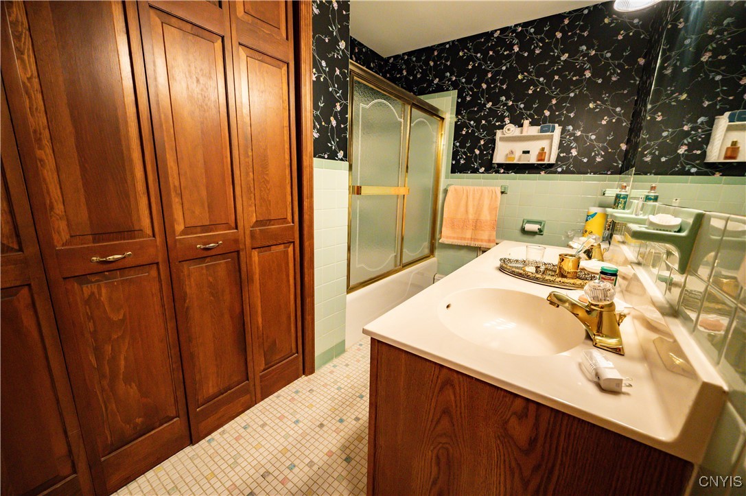 704 Park Lane Drive, Herkimer, New York image 32