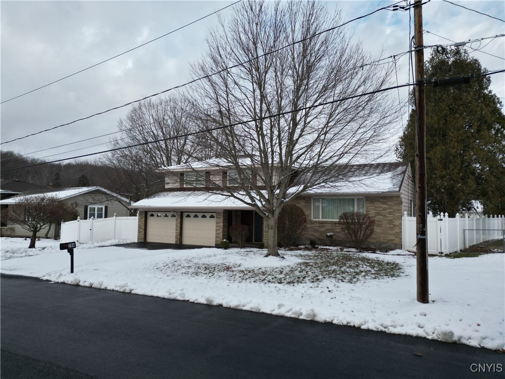704 Park Lane Drive, Herkimer, New York image 4