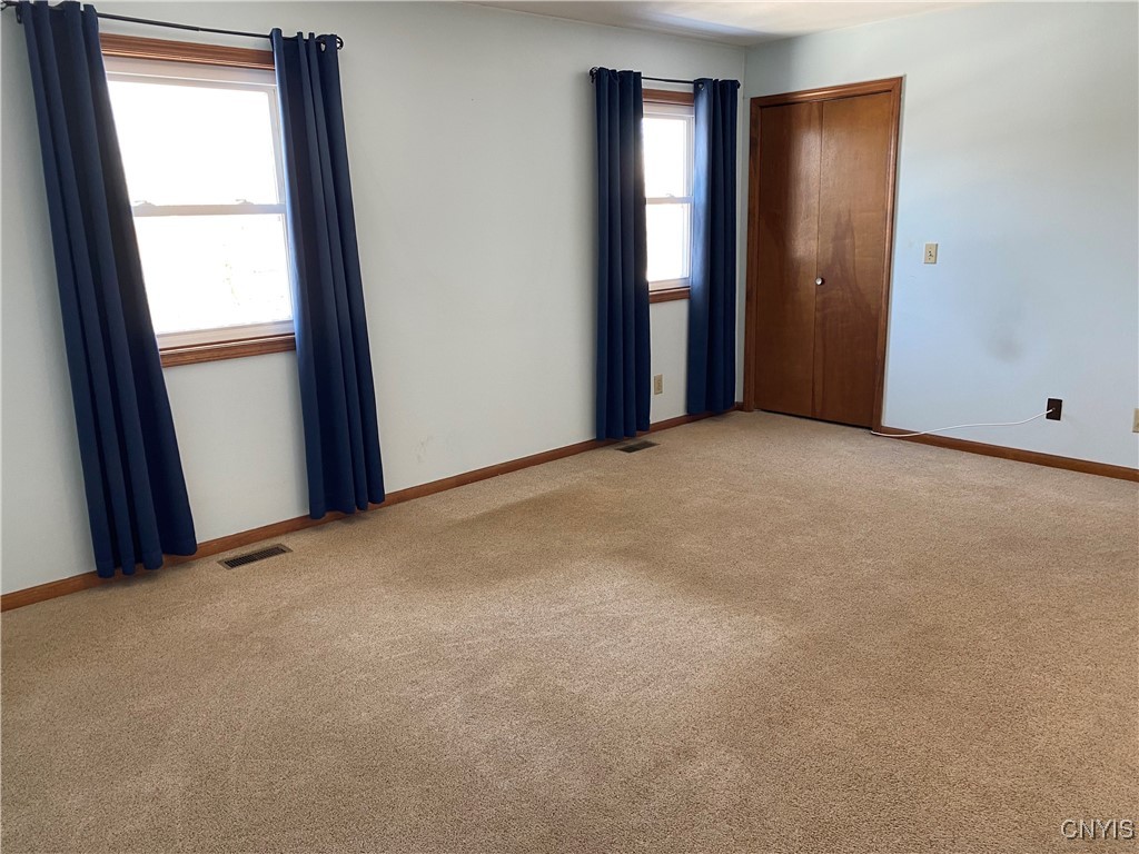 9465 Hawkeye Drive, Cicero, New York image 35