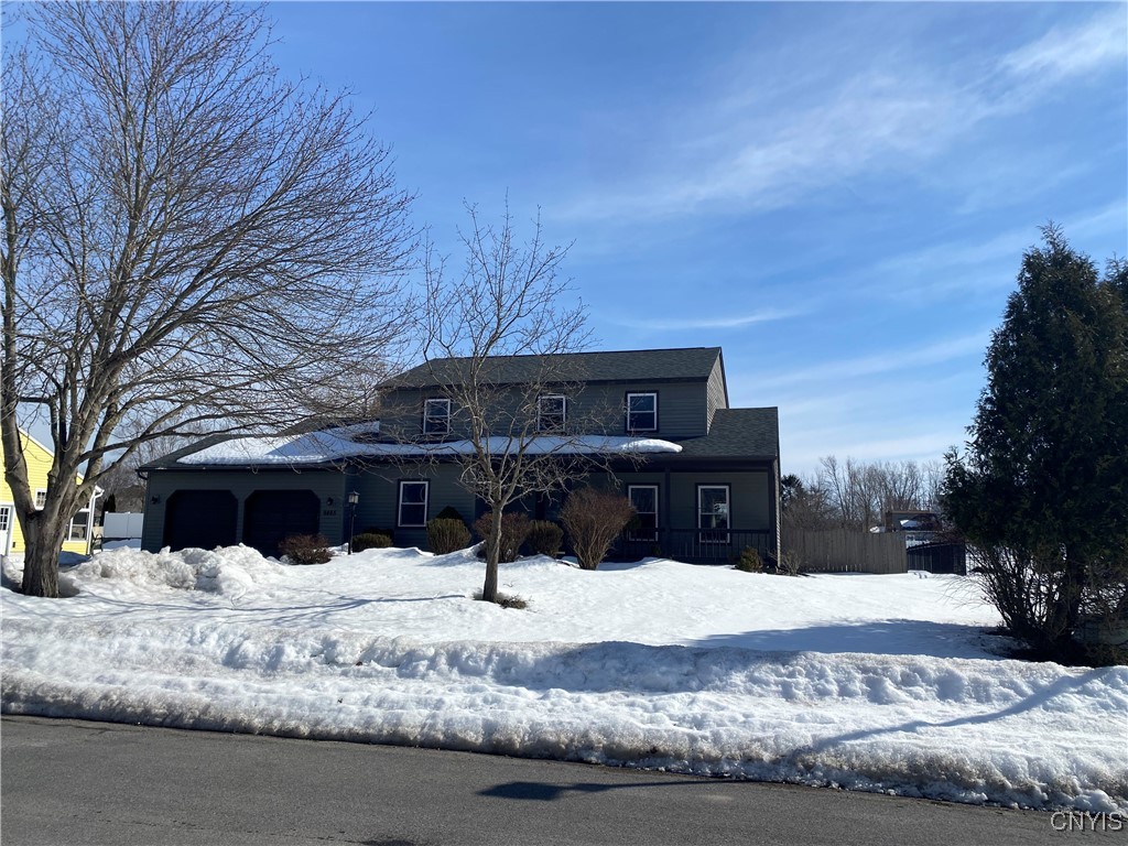 9465 Hawkeye Drive, Cicero, New York image 2