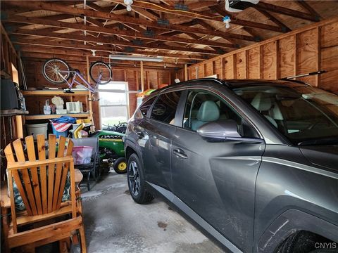 Tiny photo for 610 E Lake Street, Cape Vincent, NY 13618 (MLS # S1655422)