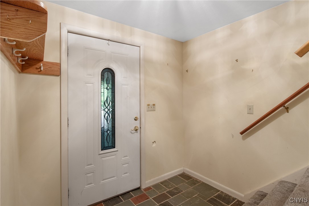 3643 Armstrong Road, Camillus, New York image 5