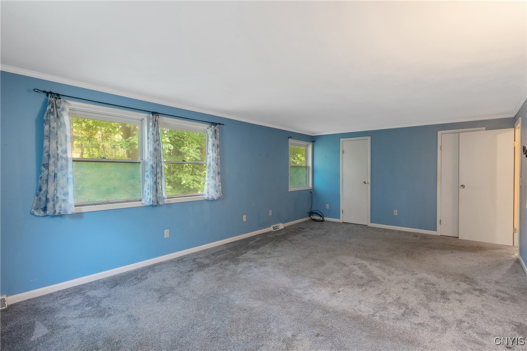 3643 Armstrong Road, Camillus, New York image 27