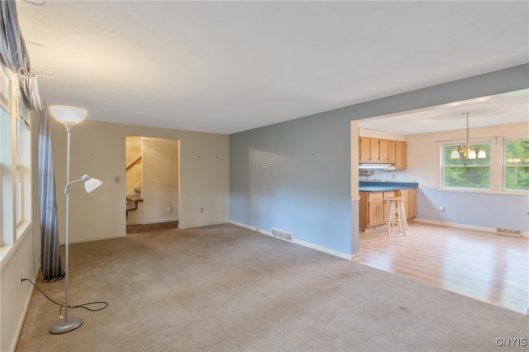 3643 Armstrong Road, Camillus, New York image 9