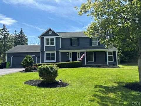 Homes For Sale - 7888 E Ridge Pointe Drive<br/> Manlius, NY 13066