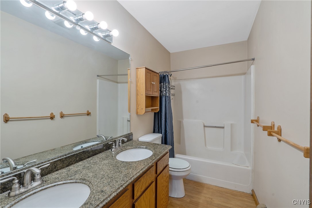 23 Taylor St Street, Cortland, New York image 19
