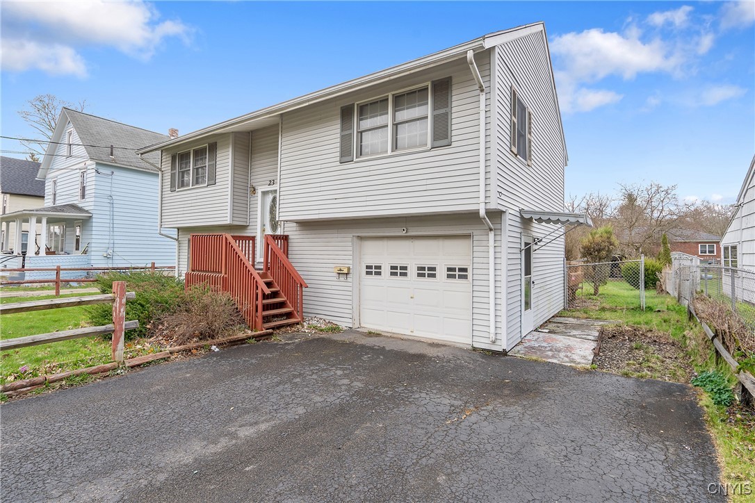23 Taylor St Street, Cortland, New York image 2