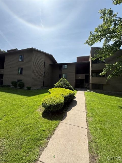 137 Watertree Drive East Syracuse NY 13057
