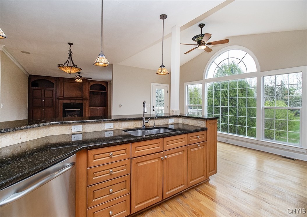100 Brandywine Drive, Manlius, New York image 23