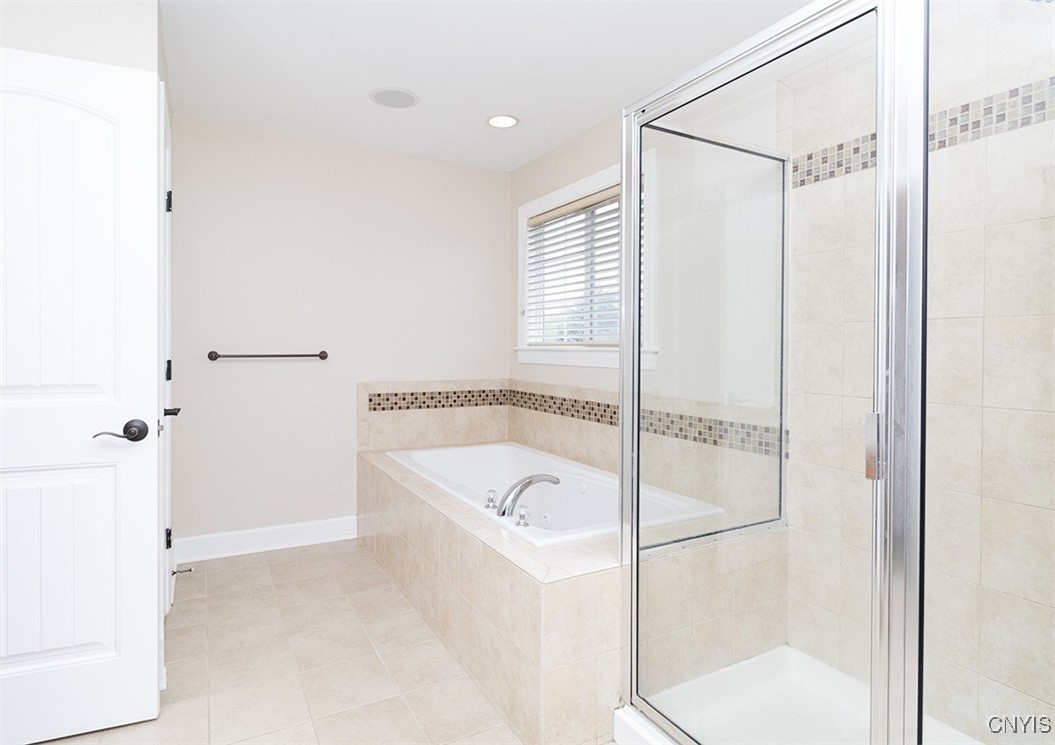 100 Brandywine Drive, Manlius, New York image 36