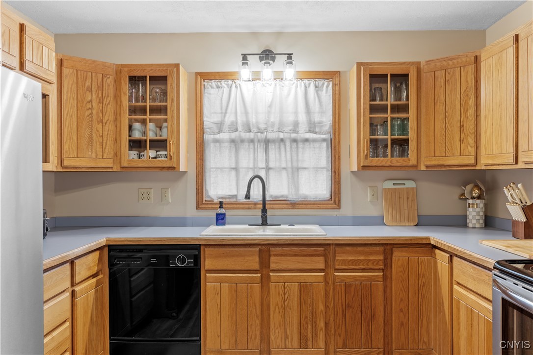 826 Oneida Street, Fulton, New York image 6