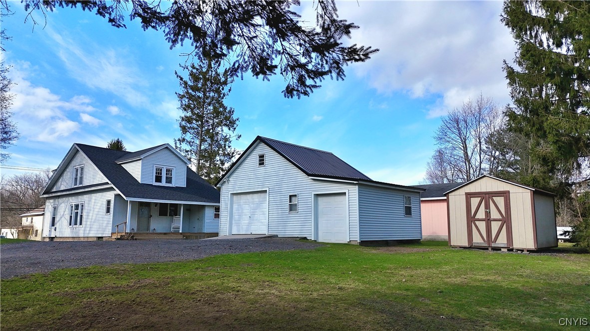 826 Oneida Street, Fulton, New York image 1