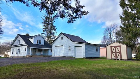826 Oneida Street, Fulton, NY 13069 - MLS#: S1600047