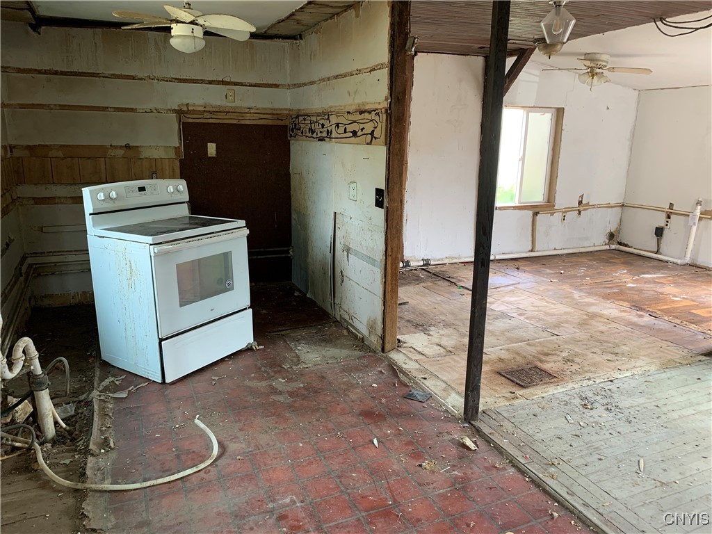 390 Little Canada Road, Hastings, New York image 12